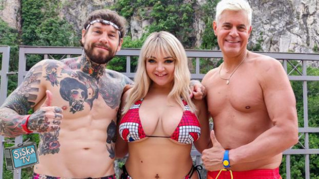 Huge Natural Tits Blonde Lana Wolf Follows The Rainbow To Threesome