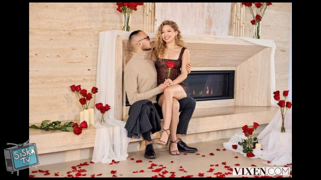 Stunning Blonde Has The Most Intense Orgasms