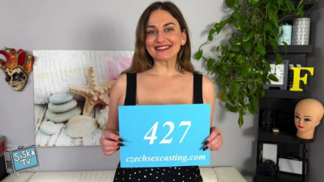 Hot busty milf loves Czech guys E427