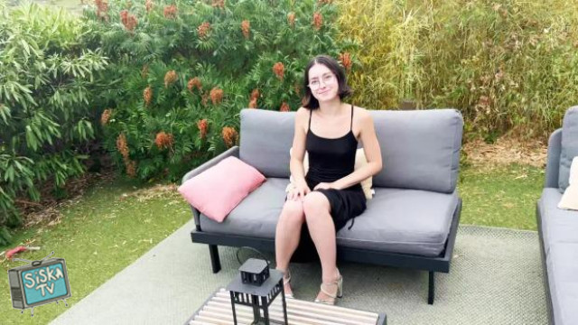 Penelope, 19, gives the best of herself!