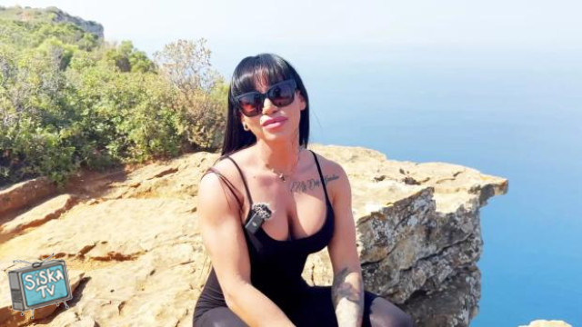 Valentina, 27 years old, from Paris!