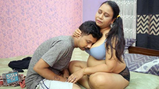 Chubby Indian MILF Gets Nailed
