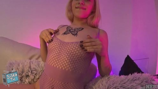Hot New 18yo Blonde Alice Sucking And Fucking Her Favorite Dildo For The First Time On Camera